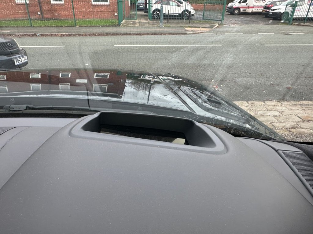 Used Land Rover Range Rover Sport 2018 for sale - 76590741: Photo 31