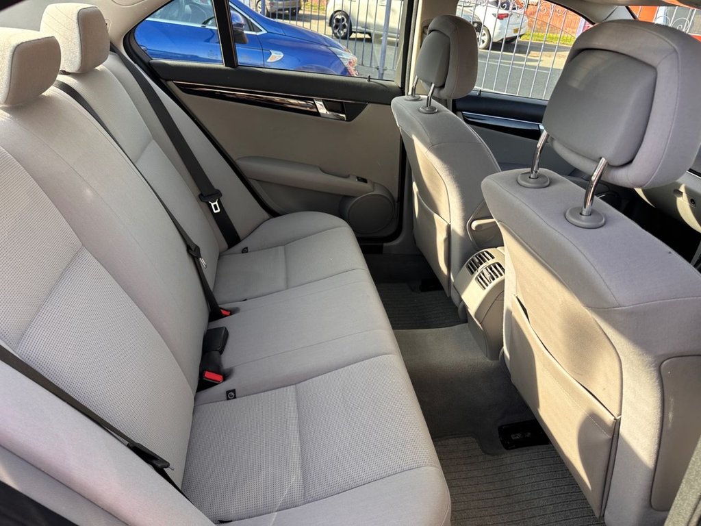 Used Mercedes-Benz C Class 2008 for sale - 77937128: Photo 15