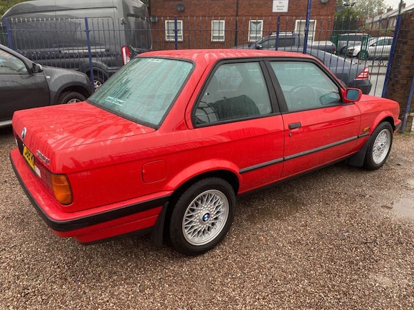 Used BMW 3 Series 1991 for sale - 75312844: Photo 2