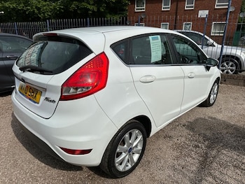 Used Ford Fiesta 2010 for sale - 78425797: Photo