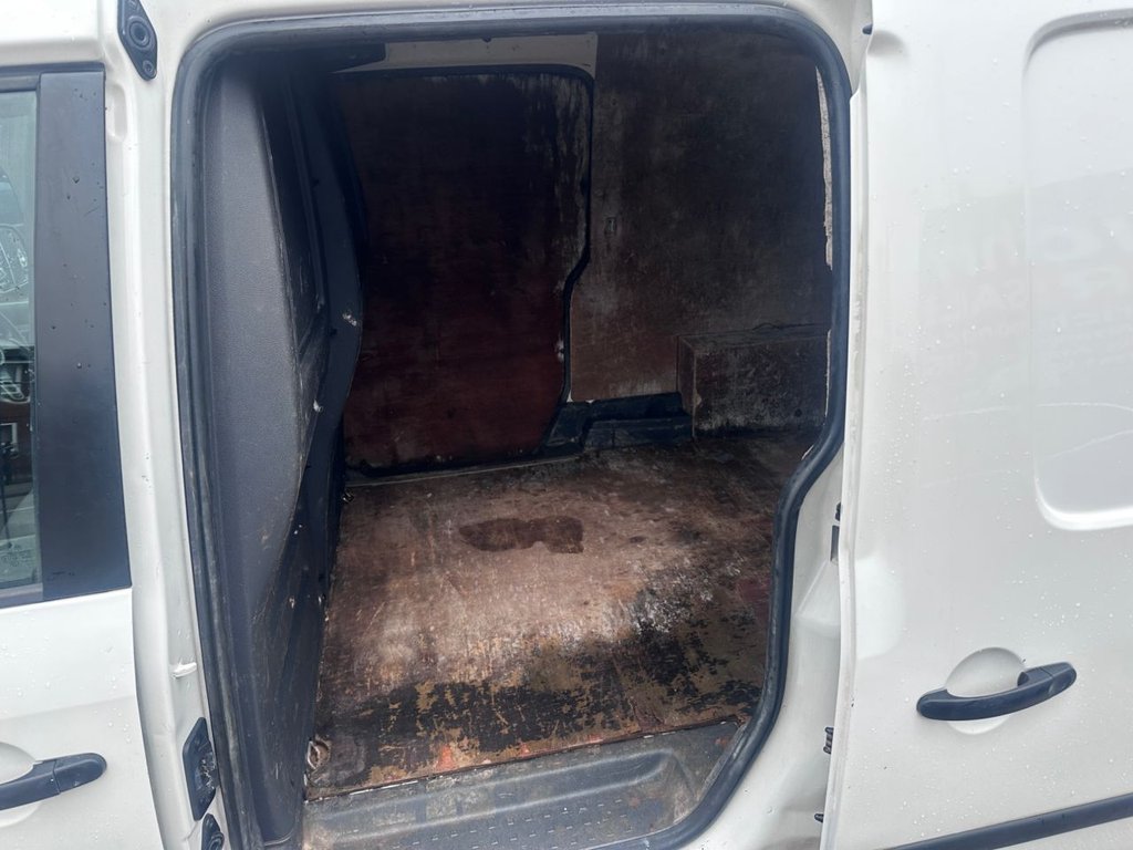 Used Volkswagen Caddy 2014 for sale - 77806878: Photo 21