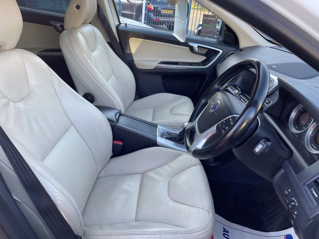 Used Volvo XC60 2013 for sale - 78068876: Photo 10