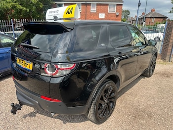 Used Land Rover Discovery Sport 2015 for sale - 75527644: Photo