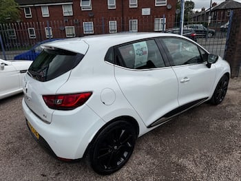 Used Renault Clio 2015 for sale - 79777940: Photo