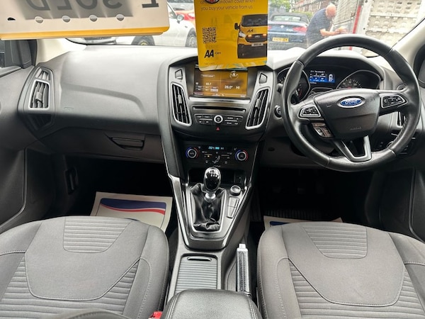 Used Ford Focus 2015 for sale - 75312781: Photo 16
