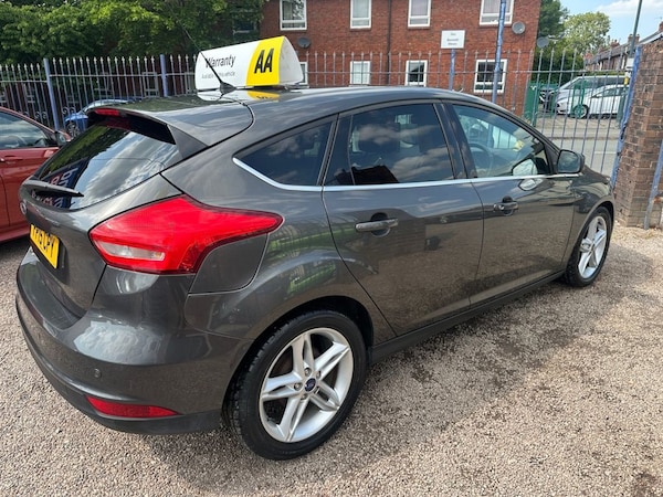 Used Ford Focus 2015 for sale - 75312781: Photo 2