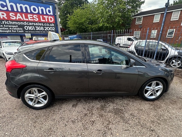 Used Ford Focus 2015 for sale - 75312781: Photo 5
