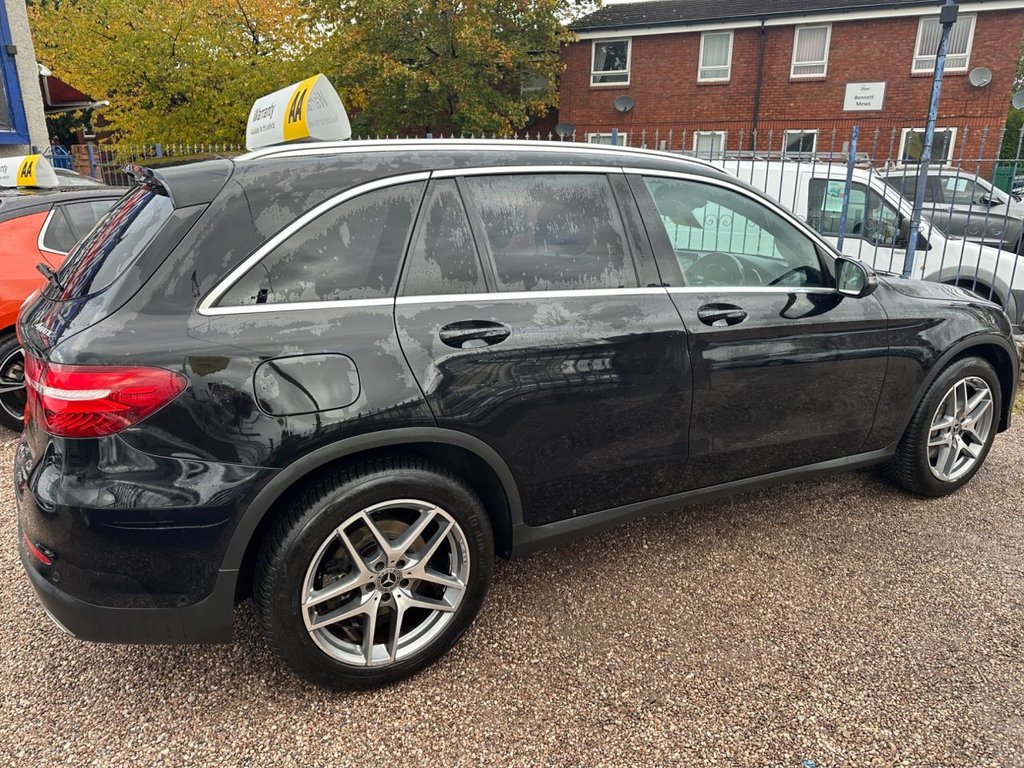 Used Mercedes-Benz GLC 2017 for sale - 76333779: Photo 2