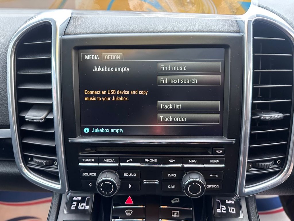 Used Porsche Cayenne 2014 for sale - 77821308: Photo 24