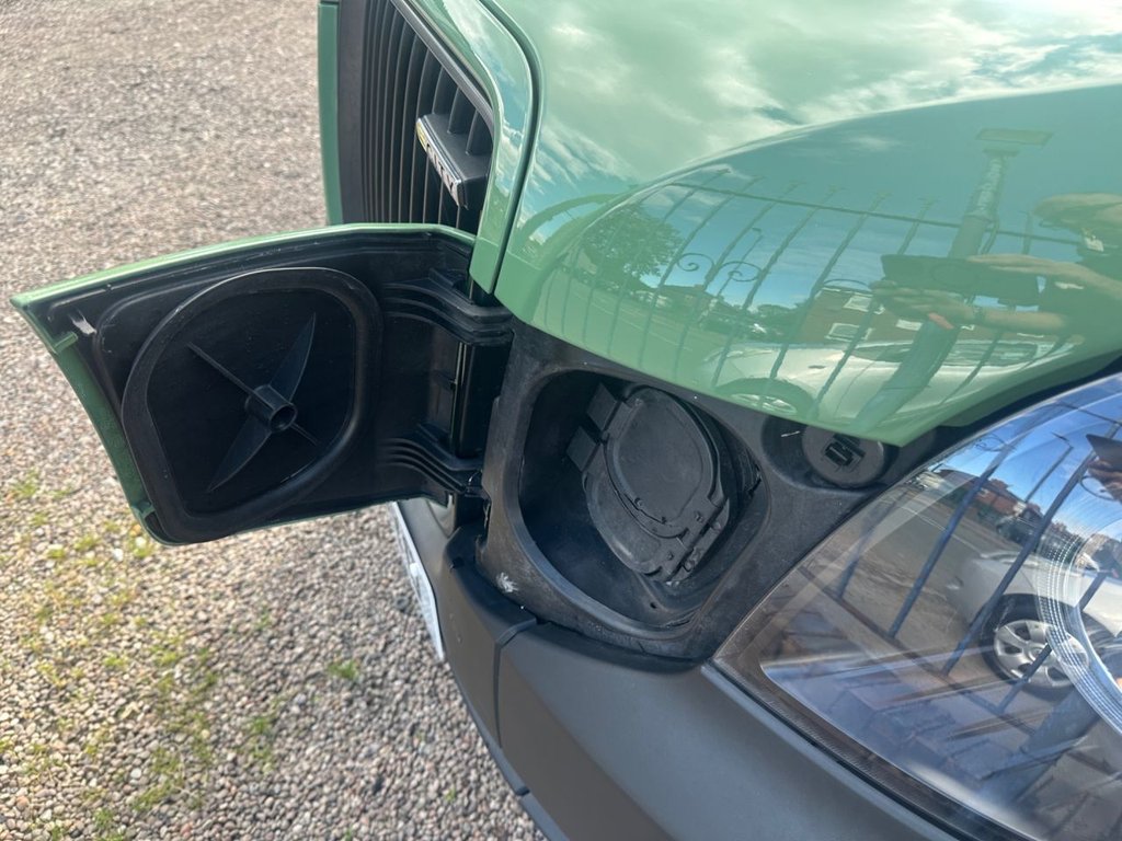 Used LEVC VN5 2021 for sale - 77952693: Photo 17