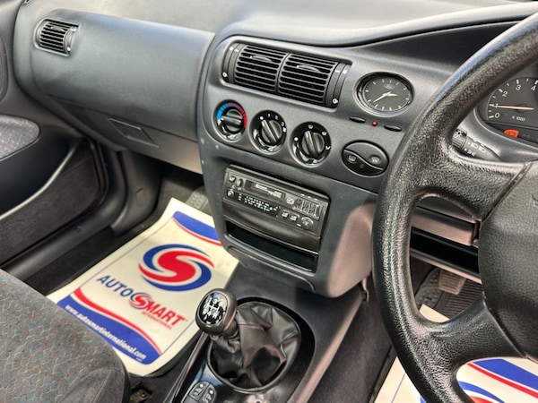 Used Ford Escort 1997 for sale - 75312877: Photo 11