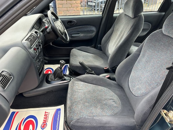 Used Ford Escort 1997 for sale - 75312877: Photo 9