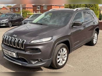 Used Jeep Cherokee 2015 for sale - 79462234: Photo