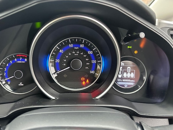 Used Honda Jazz 2018 for sale - 76291925: Photo 17