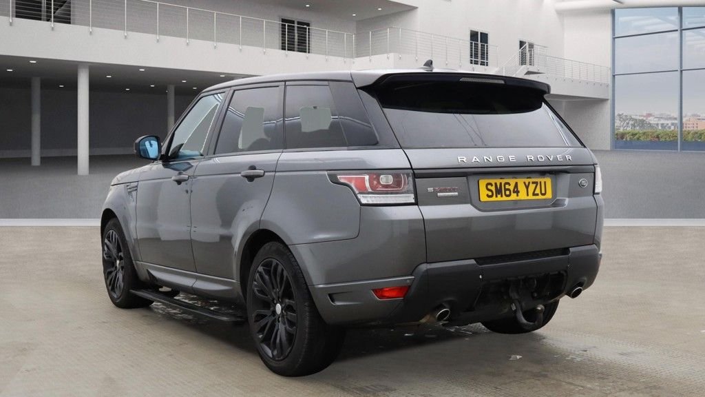Used Land Rover Range Rover Sport 2015 for sale - 76400439: Photo 4