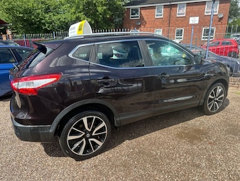 Used Nissan Qashqai 2015 for sale - 75397803: Photo
