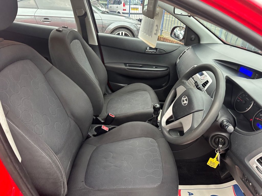 Used Hyundai i20 2012 for sale - 76546842: Photo 10
