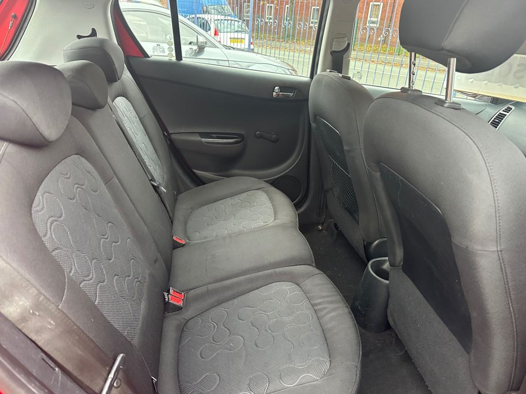 Used Hyundai i20 2012 for sale - 76546842: Photo 15