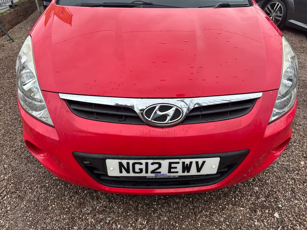 Used Hyundai i20 2012 for sale - 76546842: Photo 8