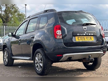 Used Dacia Duster 2015 for sale - 78619743: Photo