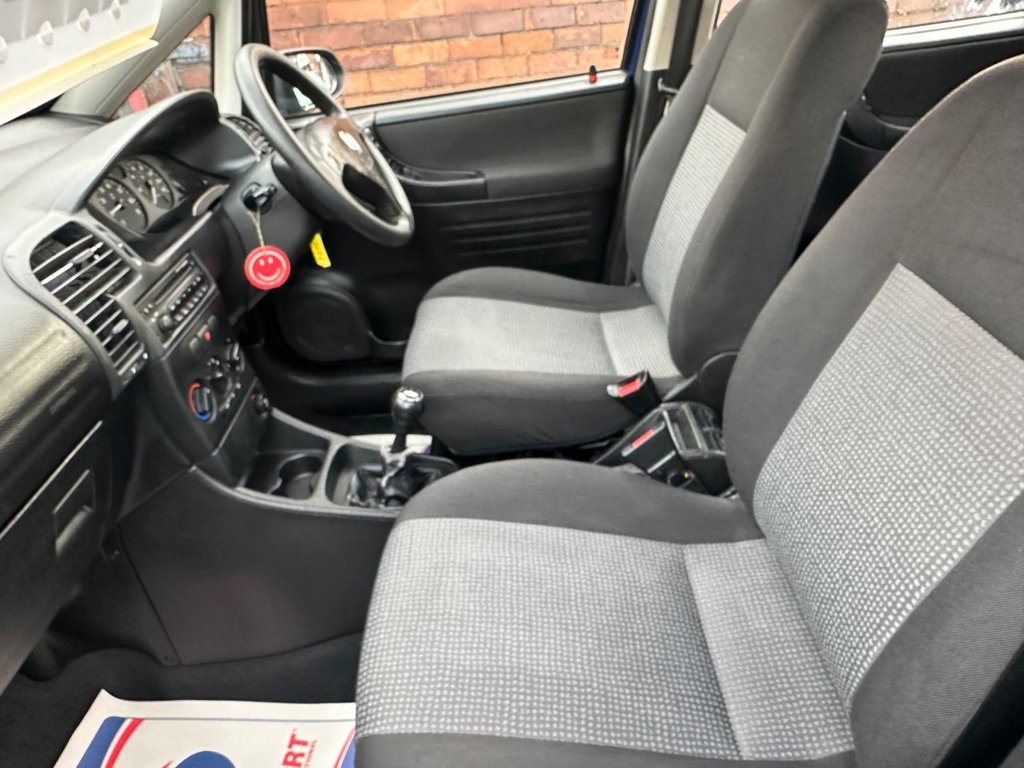 Used Vauxhall Zafira 2005 for sale - 76400429: Photo 11