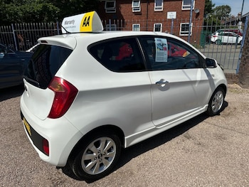Used Kia Picanto 2015 for sale - 75312833: Photo