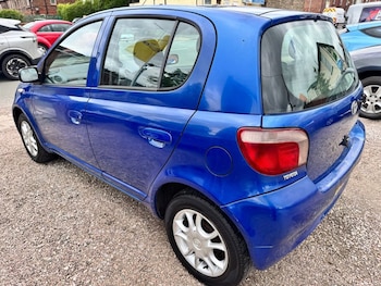 Used Toyota Yaris 2003 for sale - 79233281: Photo
