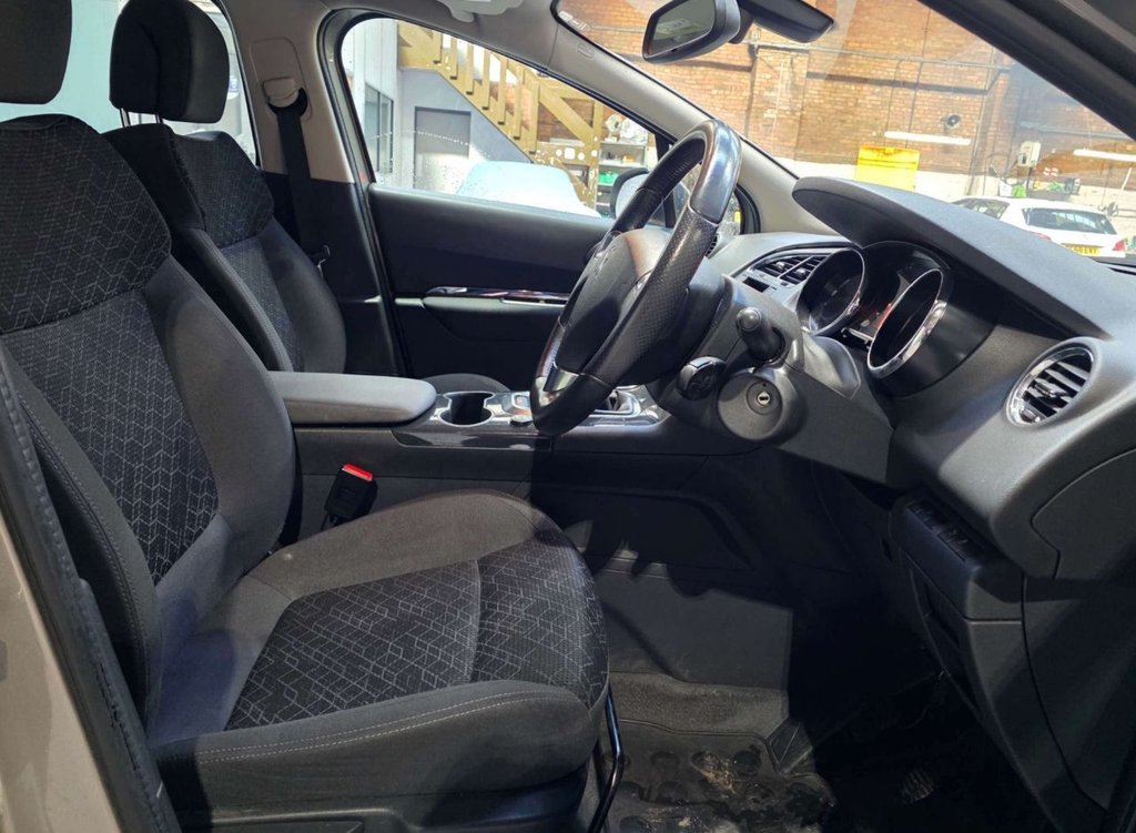 Used Peugeot 3008 2017 for sale - 78172390: Photo 10