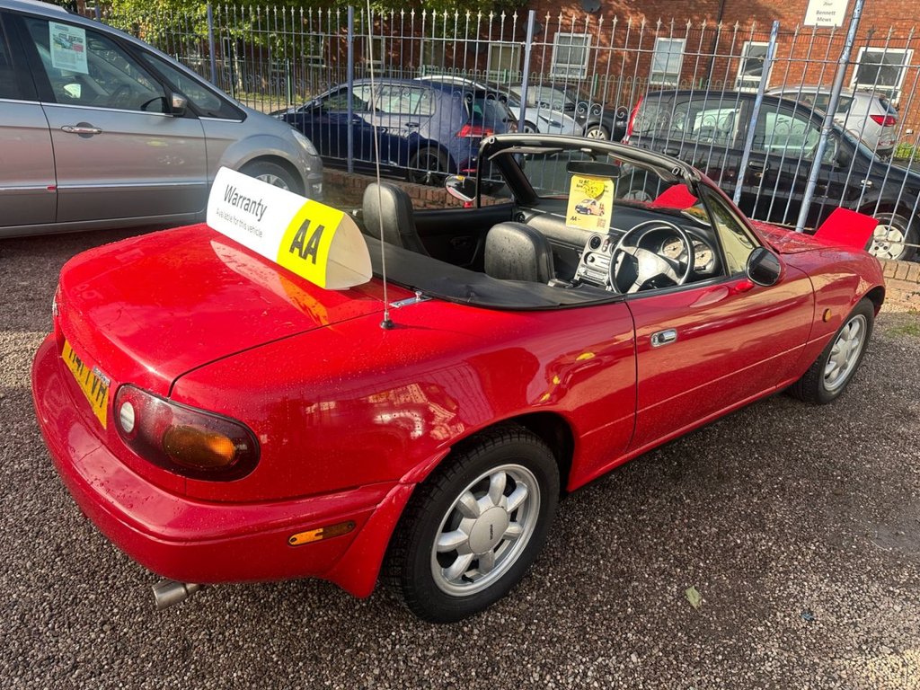 Used Mazda MX-5 1990 for sale - 76313217: Photo 2