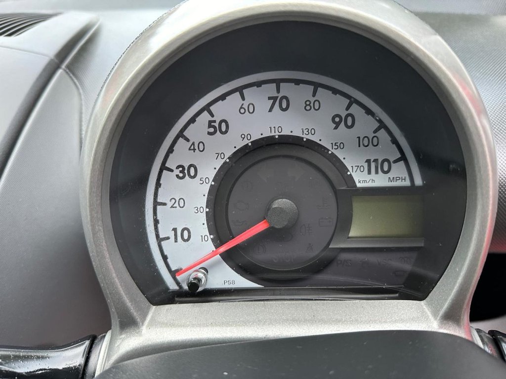 Used Peugeot 107 2011 for sale - 76376266: Photo 14