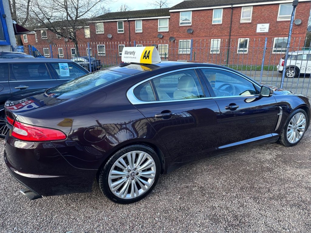 Used Jaguar XF 2010 for sale - 77369784: Photo 2
