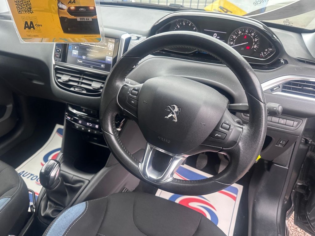 Used Peugeot 208 2015 for sale - 77806582: Photo 14