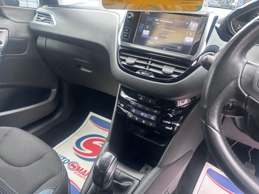 Used Peugeot 208 2015 for sale - 77806582: Photo 15