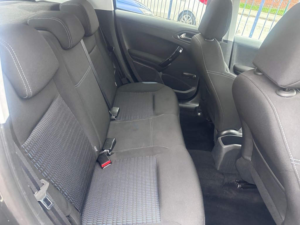 Used Peugeot 208 2015 for sale - 77806582: Photo 17
