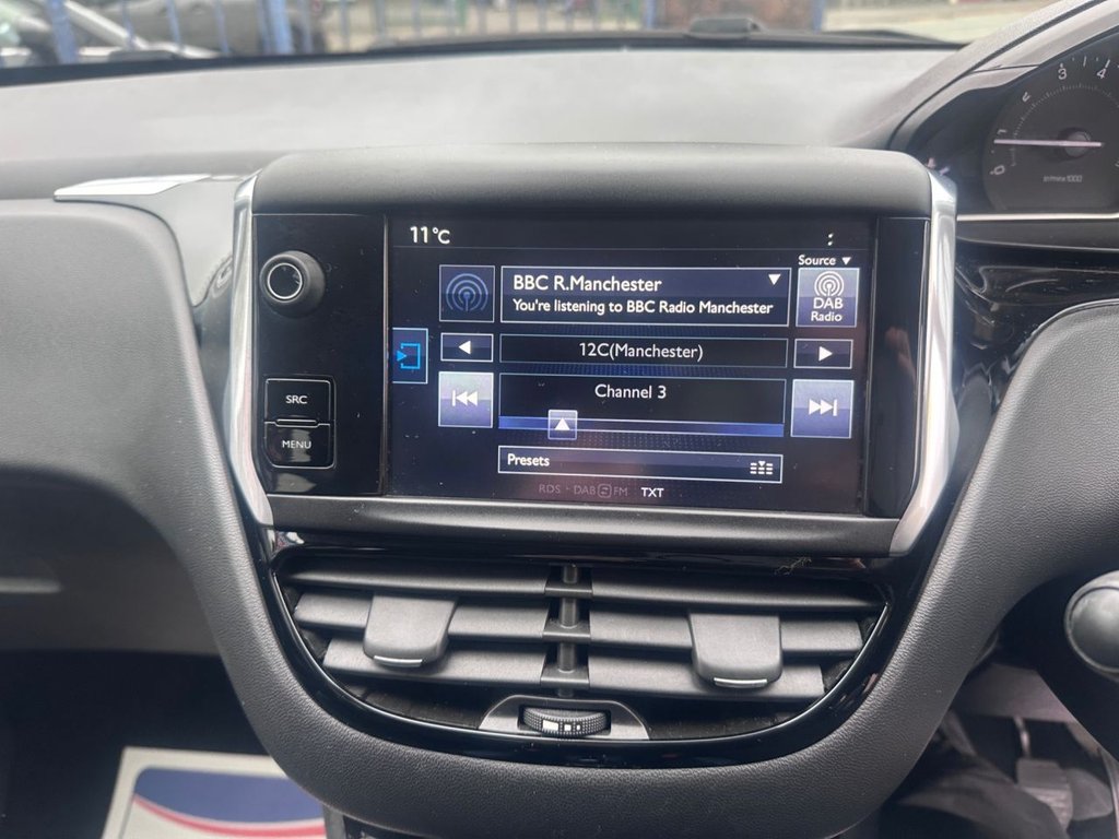 Used Peugeot 208 2015 for sale - 77806582: Photo 22