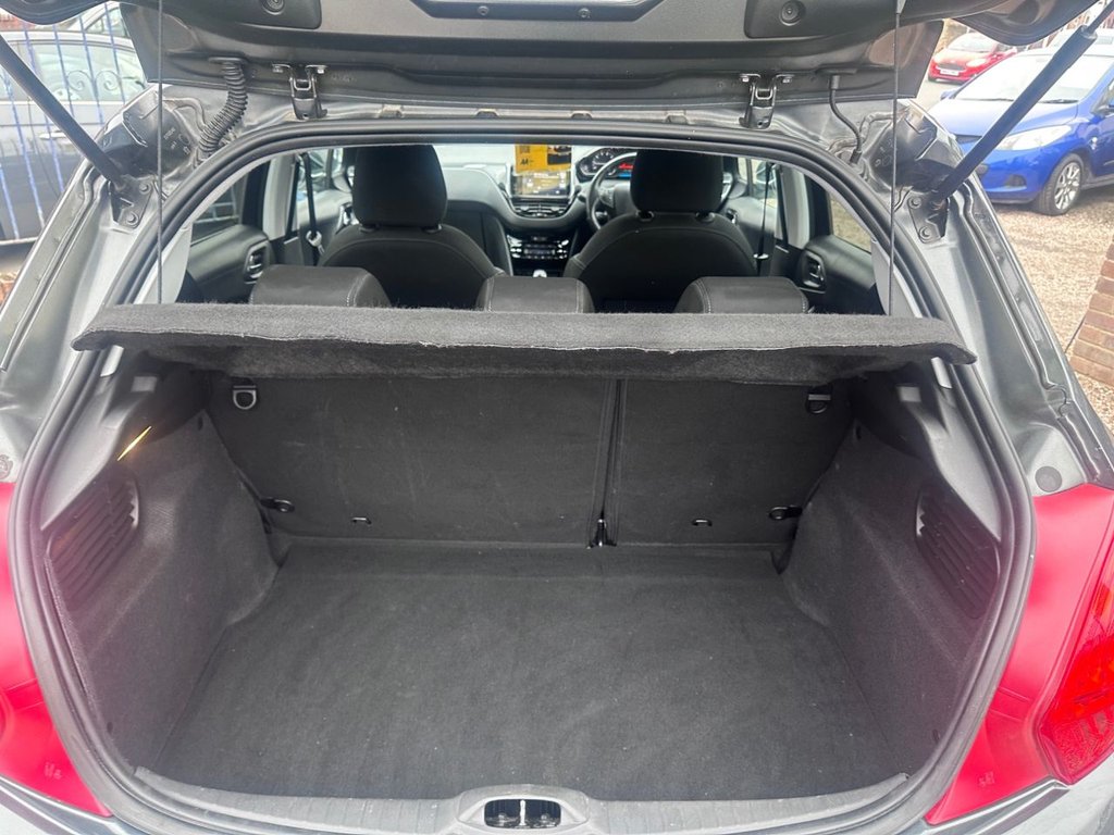 Used Peugeot 208 2015 for sale - 77806582: Photo 23