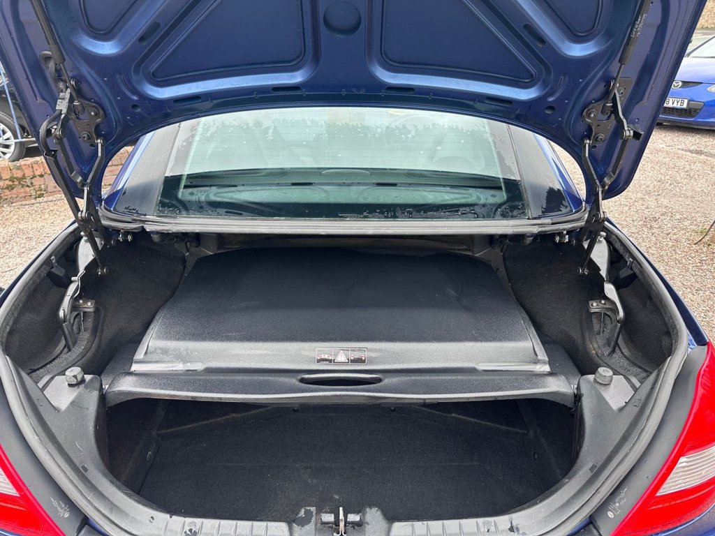 Used Mercedes-Benz SLK 2006 for sale - 77725782: Photo 22