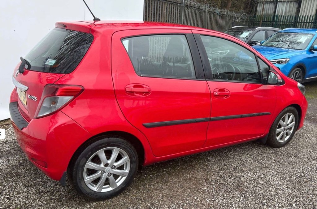 Used Toyota Yaris 2013 for sale - 77976613: Photo 4