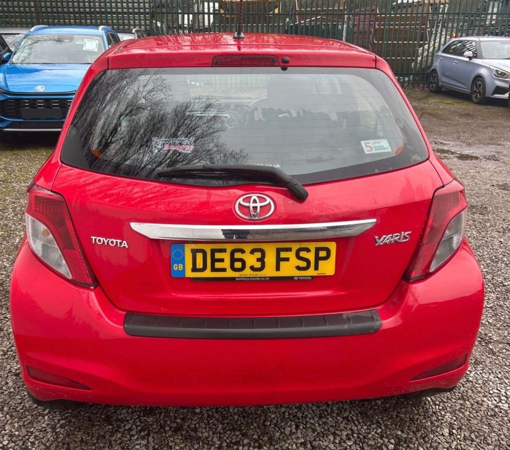 Used Toyota Yaris 2013 for sale - 77976613: Photo 6