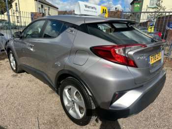 Used Toyota C-HR 2018 for sale - 75370590: Photo