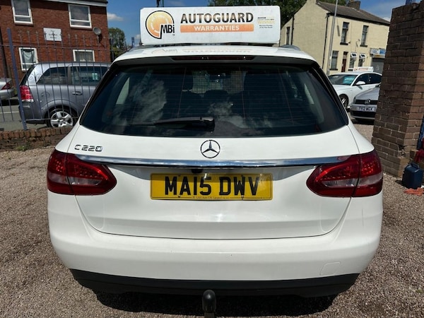 Used Mercedes-Benz C-Class 2015 for sale - 75312879: Photo 5