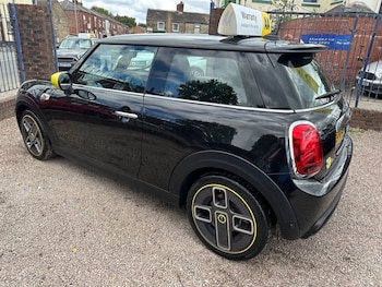 Used MINI Electric Hatch 2020 for sale - 75456576: Photo