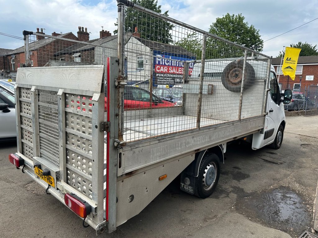 Used Renault Master 2017 for sale - 76848367: Photo 2