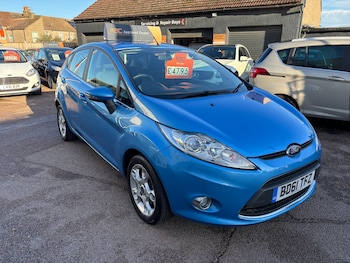 2011 (61) - 1.25 Zetec 5dr [82]