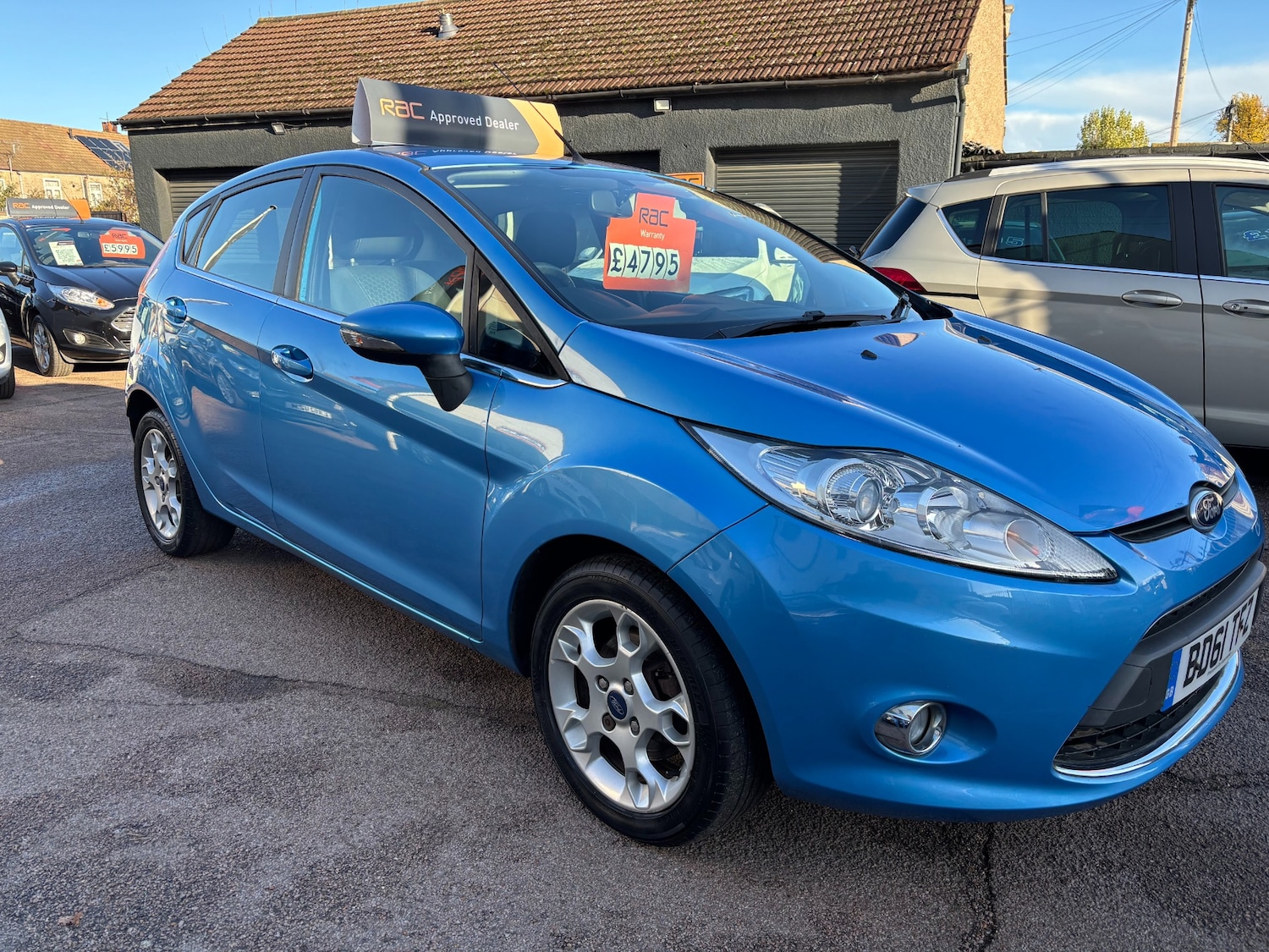 Used Ford Fiesta 2011 for sale - 76761170: Photo 2