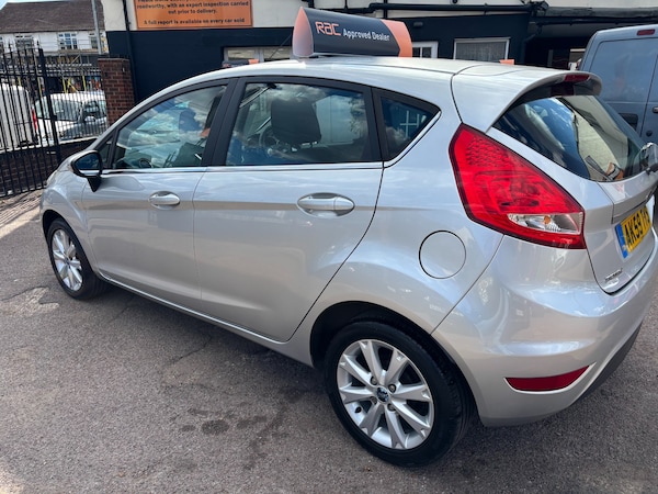 Used Ford Fiesta 2009 for sale - 75566135: Photo 6