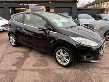 Used Ford Fiesta 2015 for sale - 76517920: Photo