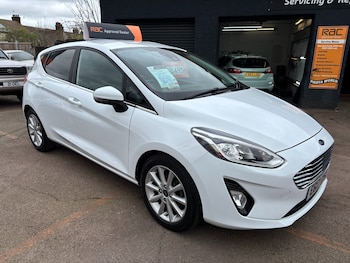 Used Ford Fiesta 2017 for sale - 77931234: Photo