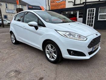 Used Ford Fiesta 2017 for sale - 77988892: Photo