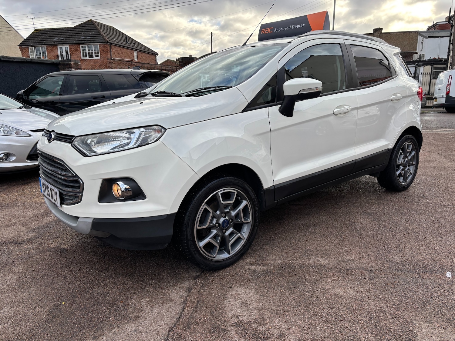 Used Ford Ecosport 2016 for sale - 77103319: Photo 2